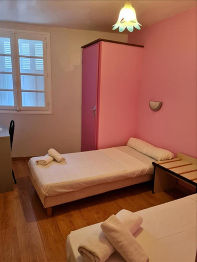 Bedroom 4, Hôtel Le Milan, Hautes-Pyrénées