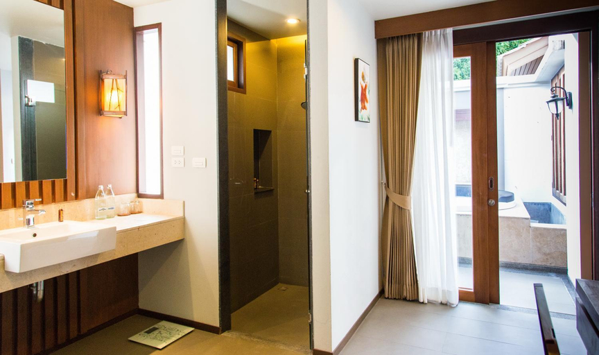 Bathroom 5