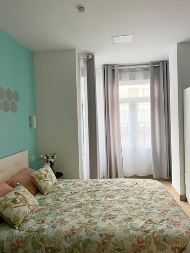 Others 5, Pension Alicante Bergez, Alicante