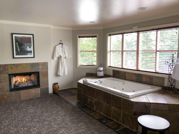 Bathroom 4, Best Western Wesley Inn & Suites, Pierce