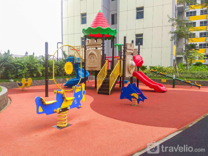 Others 2, Homey 2BR Apt @ Springlake Summarecon By Travelio, Bekasi