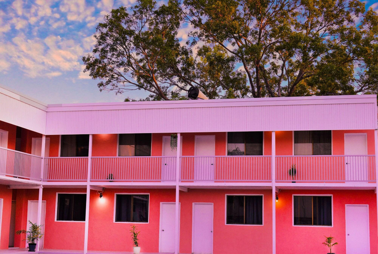 Exterior & Views 2, K - Town Hotel, Katherine