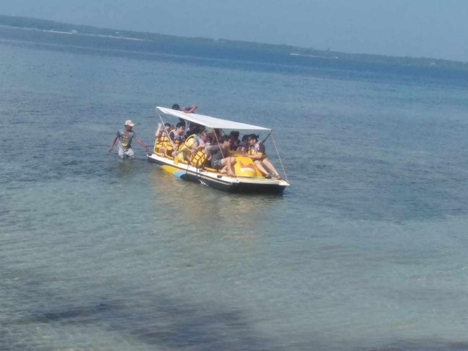 Others 3, Beachfront Mansion and Villas Calatagan with Outdoor Pool, Calatagan