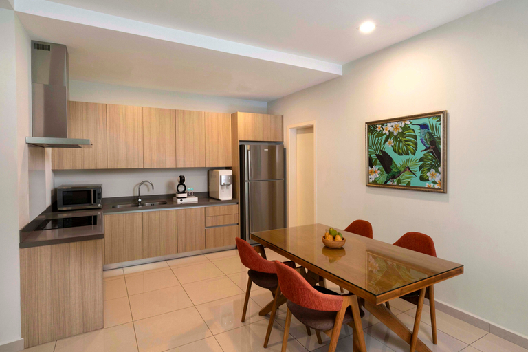 Dining Room 8
