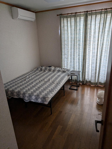 Bedroom 2, Private double bed room with balcony in beach side, Numazu