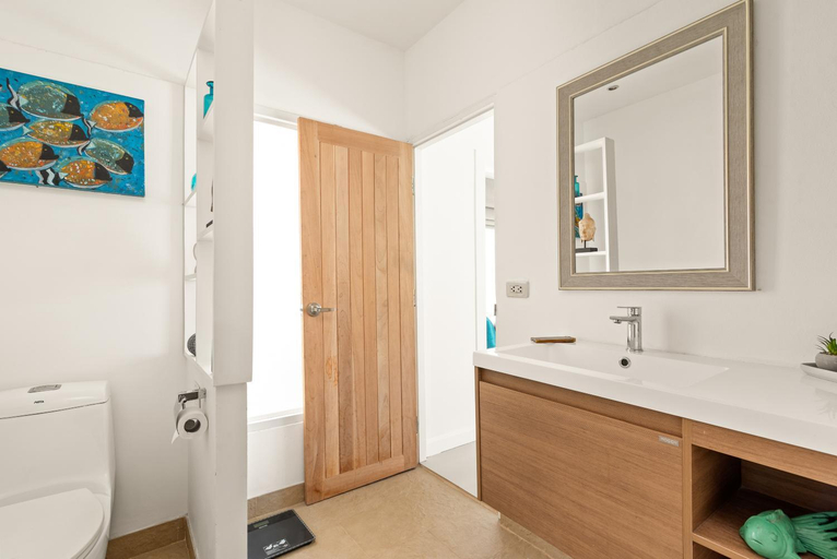 Bathroom 4, Beachfront 3 Bedroom Villa , Ko Samui
