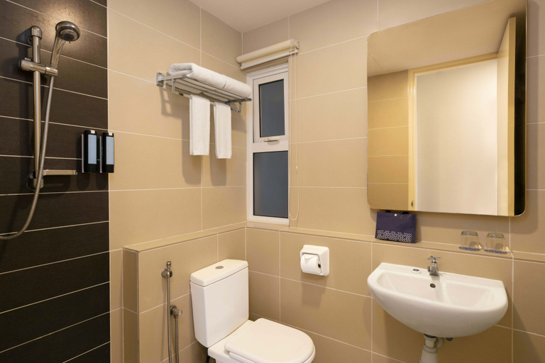 Bathroom 3
