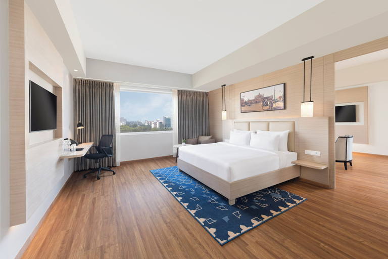 Bedroom 4, MERCURE LUCKNOW GOMTI NAGAR, Lucknow