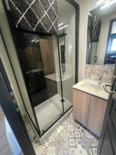Bathroom 3, L'ATELIER YPORT, Seine-Maritime