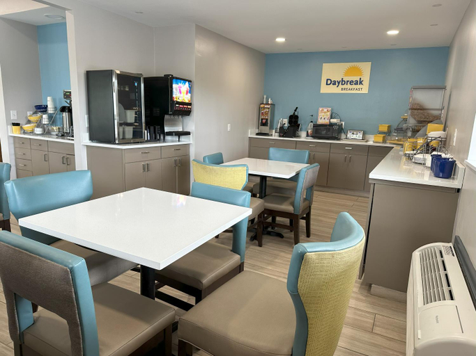 Food & Drinks 5, Days Inn by Wyndham Renfro Valley Mount Vernon, Rockcastle
