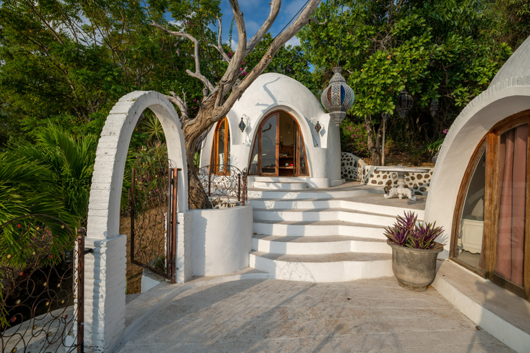 Exterior & Views 2, Mentigi Bay Dome Villas, Lombok