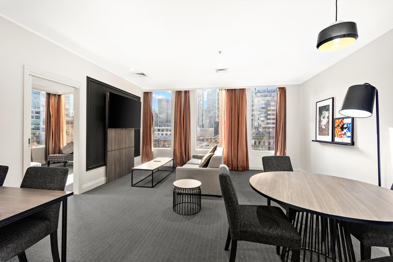 Dining Room 7