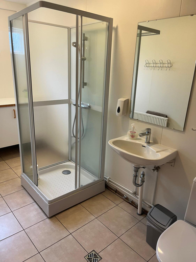 Bathroom 3, Eidavellir Apartments and Rooms, Austur-Hérað