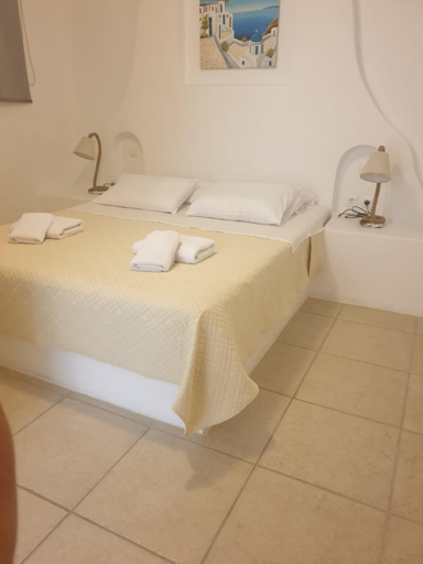Bedroom 2, SOFIAS BUNGALOWS MYKONOS, South Aegean