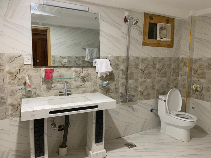 Bathroom 1, Swat View Hotel, Malakand