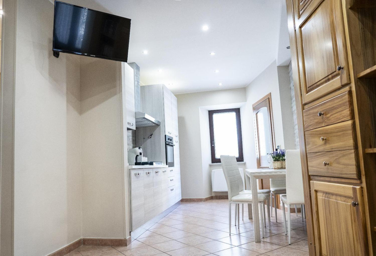 Others 4, B&B Marilu, L'Aquila
