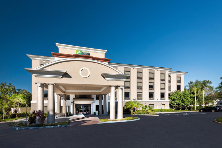 Exterior & Views 2, Holiday Inn Express & Suites BARTOW by IHG, Polk