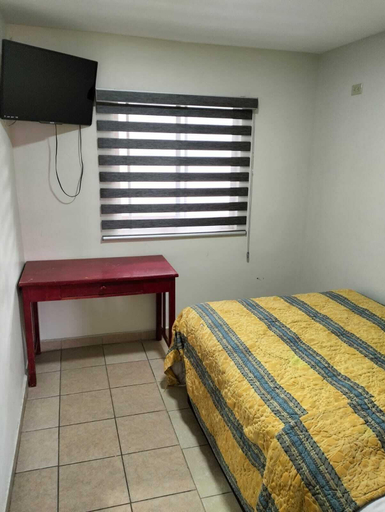 Bedroom 2, HOTEL ECONOMICO, Tijuana