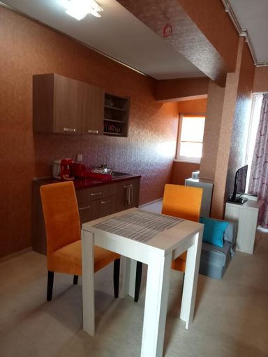 Others 2, apartament bloc joylife 18, Costinesti