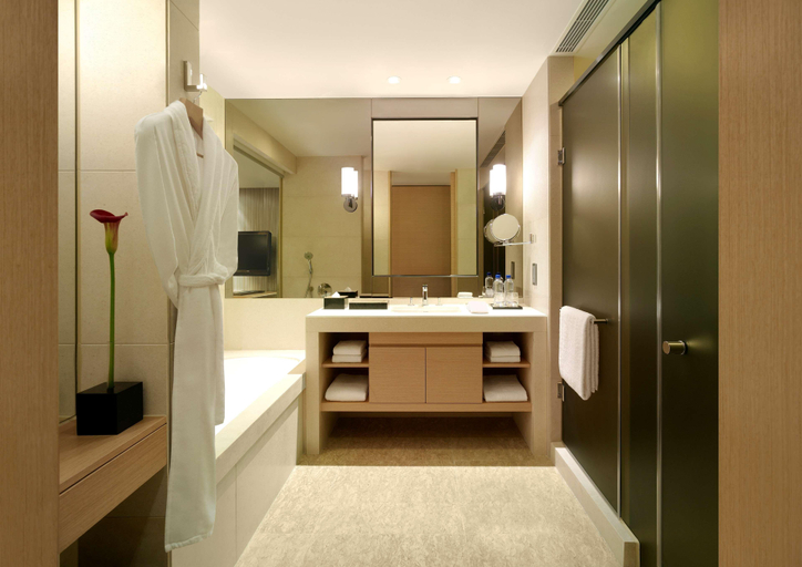 Bedroom 2, Hyatt Regency Hong Kong, Sha Tin, New Territories