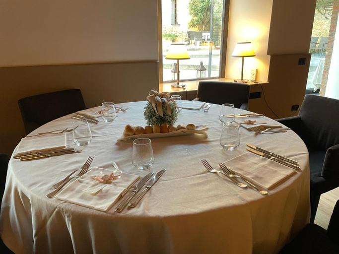 Others 5, LEAR • Dining Club, Monza and Brianza