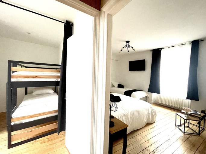Bedroom 2, La Demeure des Hôtes, Seine-et-Marne
