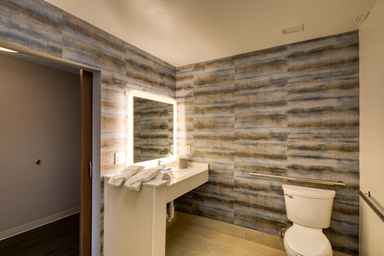 Bathroom 24
