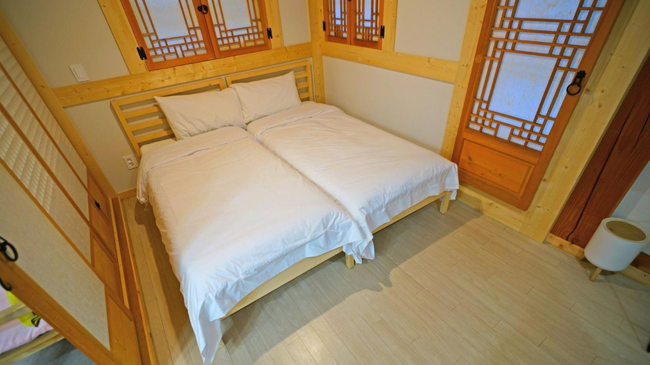 Bedroom 2, Naru Hanok stay, Jeonju