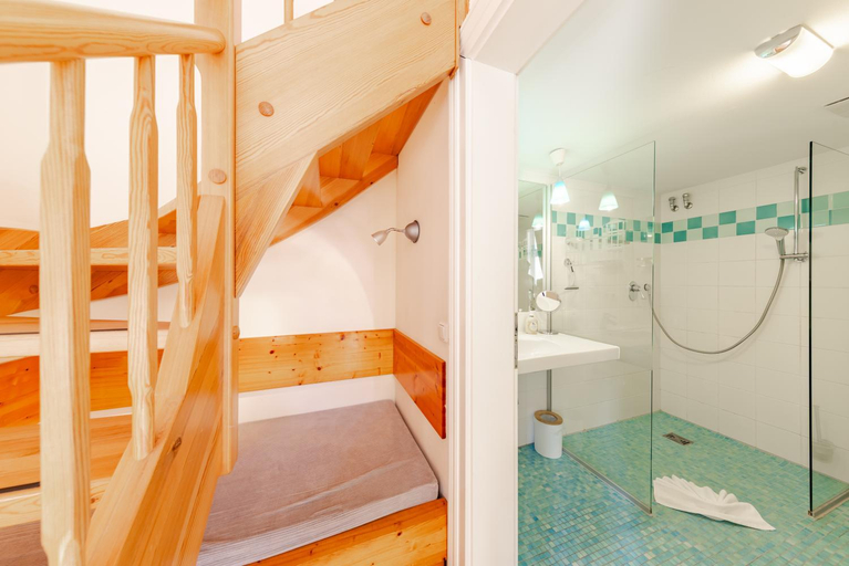 Bathroom 2, Villa Glaeser Ferienwohnungen, Vorpommern-Greifswald
