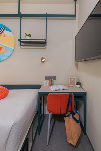Bedroom 14