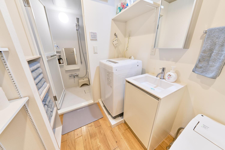 Bathroom 3, FARE Akihabara - Stylish Studio 8min from Station 102, Taitō