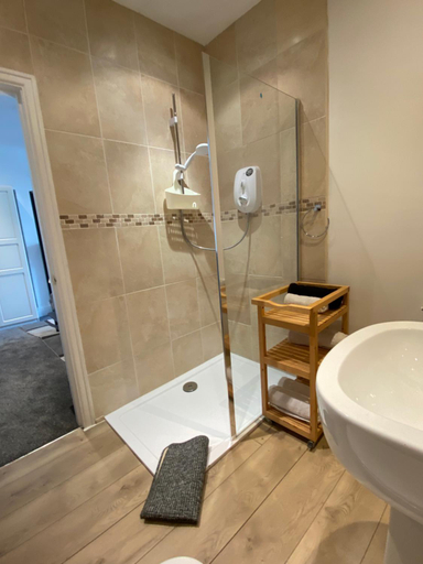 Bathroom 2, ParkRoyal Blackpool, Blackpool