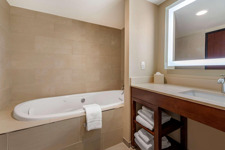 Bedroom 3, Comfort Suites Broomfield-Boulder/Interlocken, Broomfield