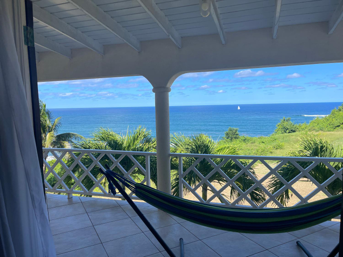 3, 'PARLATUVIER' 4 bedroom ocean view home