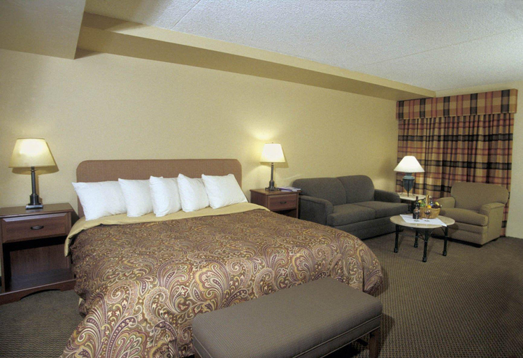 Bedroom 3, Evergreen Lodge at Vail, Eagle