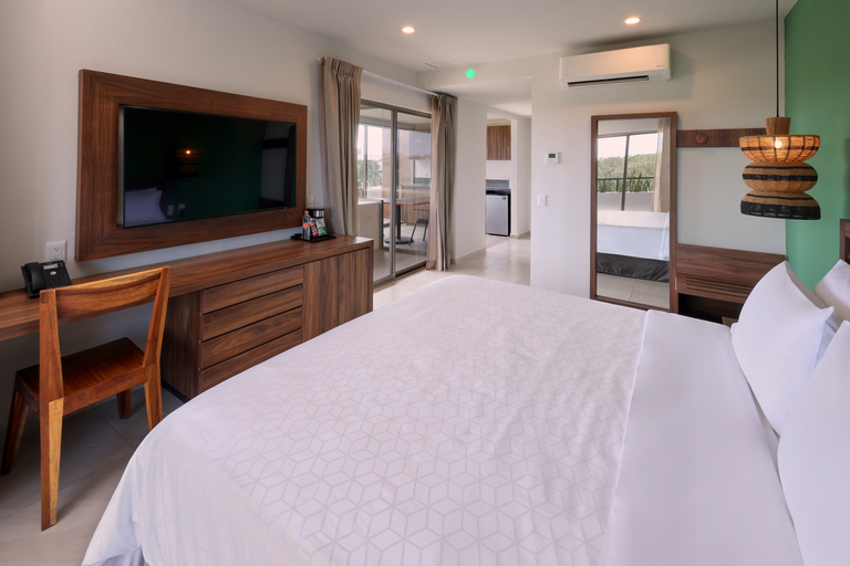 Bedroom 3, Holiday Inn Tulum Downtown, Cozumel