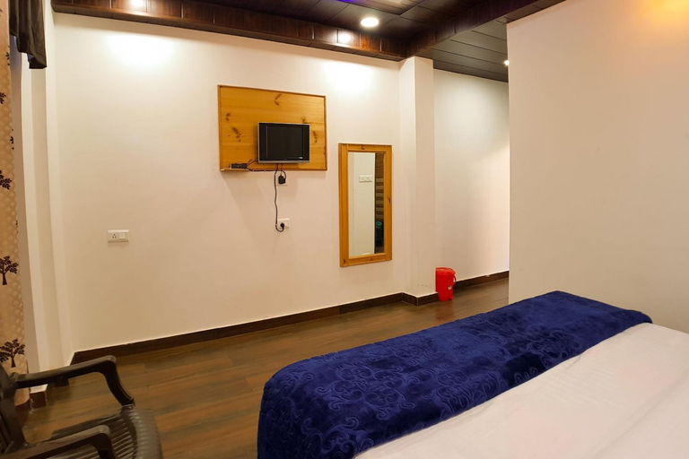 Bedroom, Grand Kailash Khajjiar, Chamba