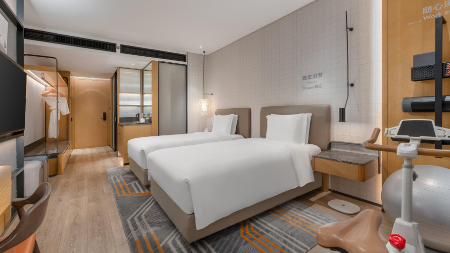 Bedroom 18