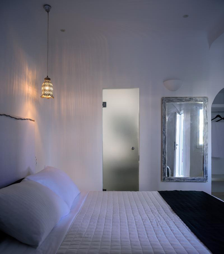Others 4, Fira Vista Hotel, South Aegean