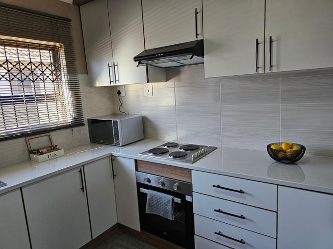 Others 3, Prime Nest Guest Apartments, Ngaka Modiri Molema