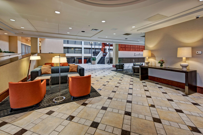 Exterior & Views 2, Hilton Knoxville Airport, Blount