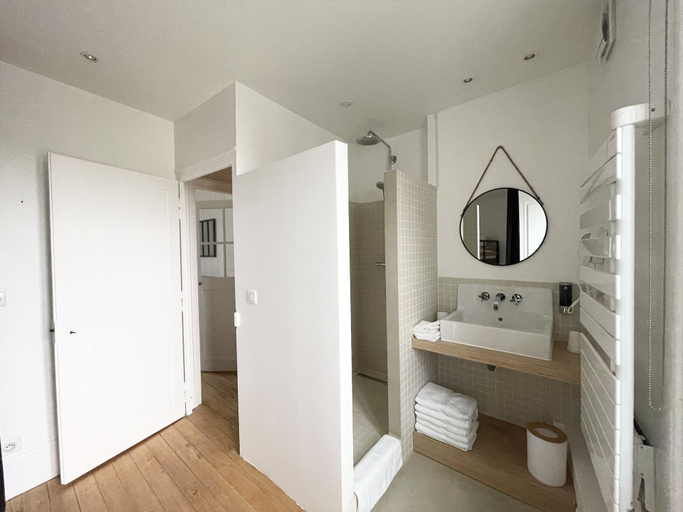 Bathroom 4, La Demeure des Hôtes, Seine-et-Marne
