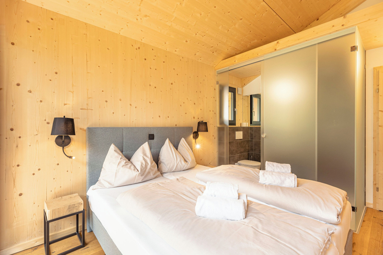 Bedroom 3, Alpenchalets Biberwier by ALPS RESORTS, Reutte