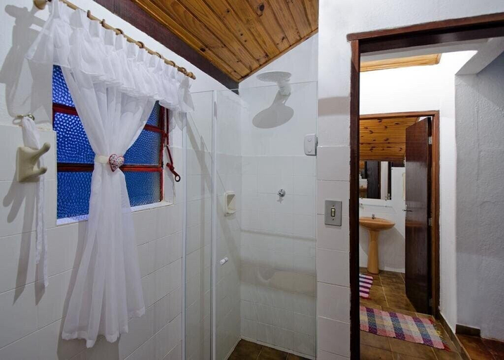 Bathroom 4, Pousada da Gruta, Bocaina de Minas