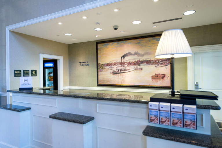 Public Area 2, Hampton Inn & Suites Vicksburg, Warren