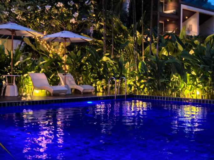 Swimming Pool 10