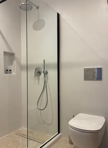 Bathroom, Psili Ammos, South Aegean