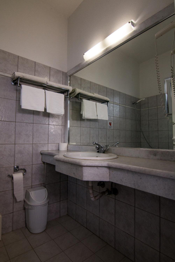 Bathroom 2, Faliraki Dream Studios & Apartments, South Aegean
