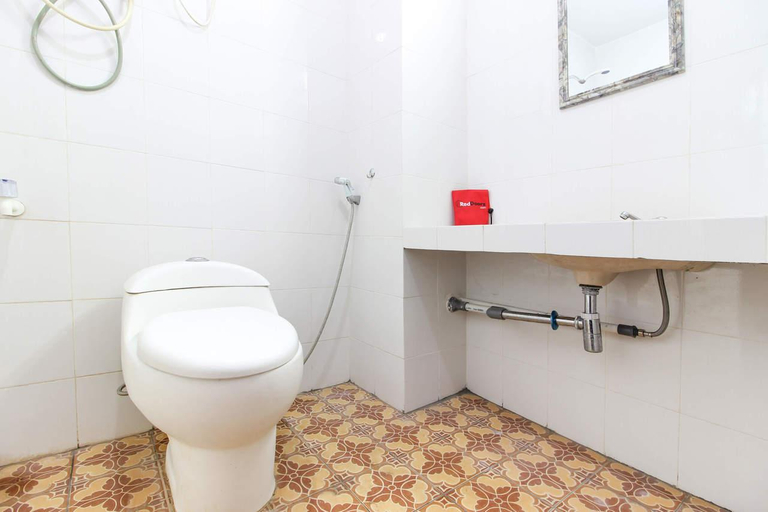Bathroom 6