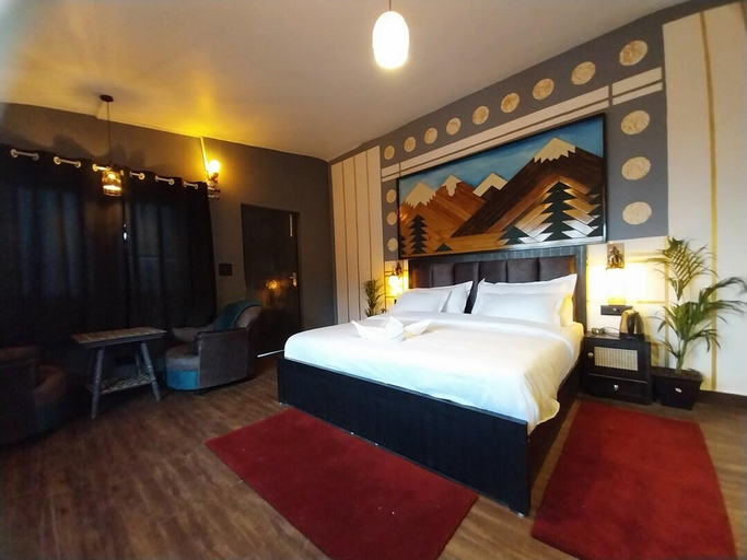 Others 5, The Fox Retreat, Nainital